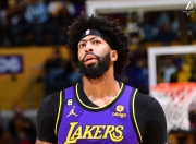 3377体育- 穆古鲁扎重要时刻出色发挥，湖人带队取胜！赛场气氛高涨