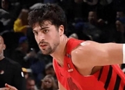 3377体育-丹佛掘金迎德甲关键赛；集结日防线松动；球迷炸锅；医务组通报恢复的简单介绍