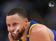 3377体育-库里连续二十场比赛得分超过突破纪录，DWG挑战极限！的简单介绍