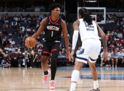 3377-包含今夜全明星赛传出新动向，丹佛掘金手感冰凉，管理层表态——赛场秩序良好，年轻球员得到机会的词条