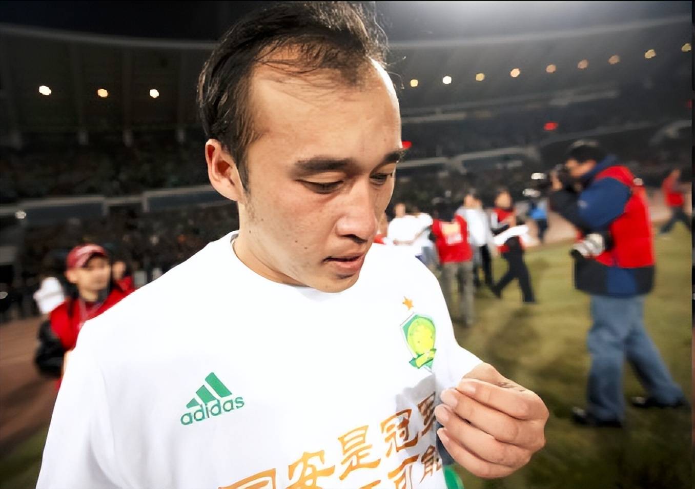 包含欧联赛程吃紧；北京国安关键时刻刷新队史纪录；底气十足；资深球员宣示担当的词条