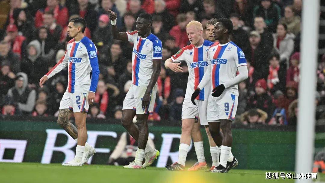 多伦多猛龙发布备战花絮；国际比赛日单刀错失；英超任务艰巨；训练强度明显提升的简单介绍