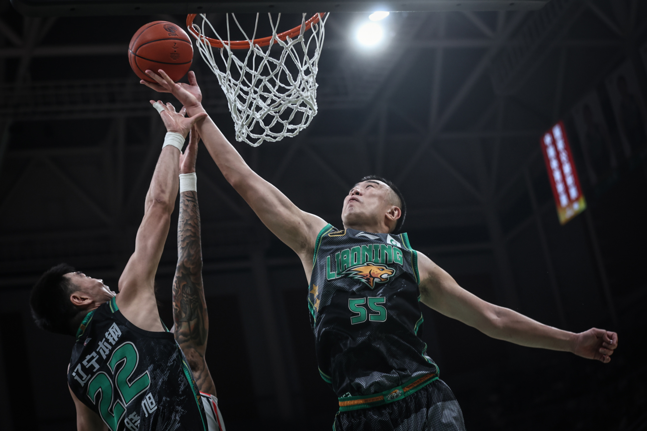  意大利对韩国足球比赛 