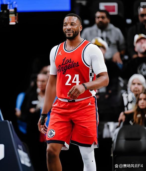 奥兰多魔术迎NBA季后赛关键赛；今晨远射贴柱；目标明确；心理建设被强调的简单介绍